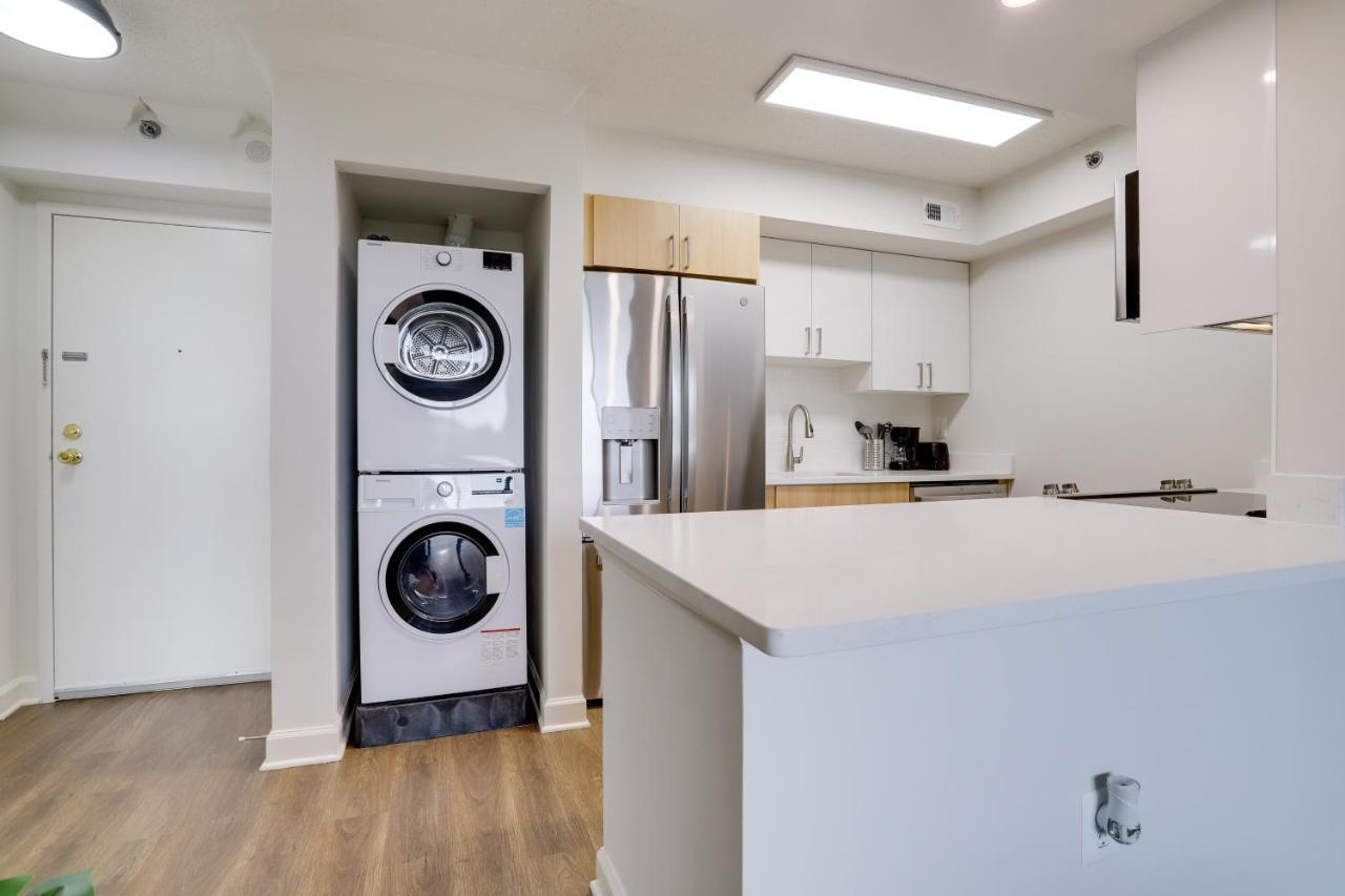 Modern & Charming Apt With Rooftop @Pentagon City Арлингтон Экстерьер фото