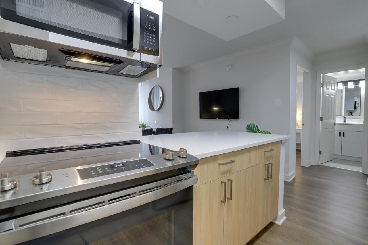 Modern & Charming Apt With Rooftop @Pentagon City Арлингтон Экстерьер фото