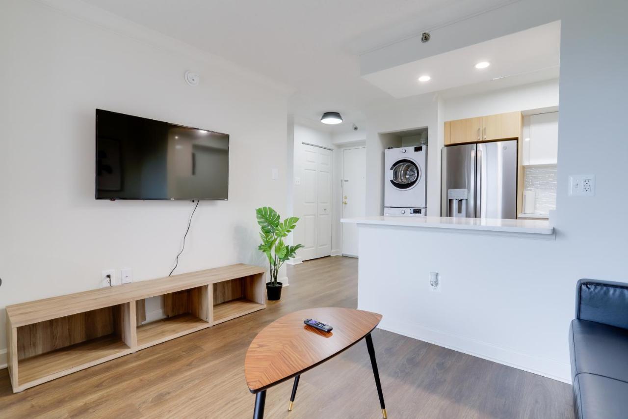 Modern & Charming Apt With Rooftop @Pentagon City Арлингтон Экстерьер фото